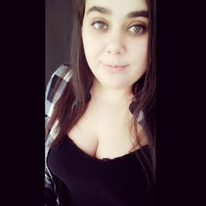 Meet your Posher, Nickie